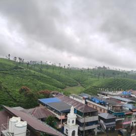 Rainy family home stay, hotel v destinaci Vālpārai