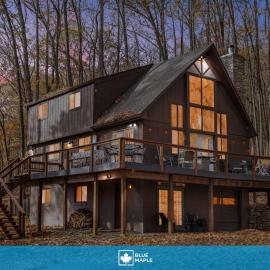 Mountainside w Fireplace, Fire Pit, Deck, & WiFi