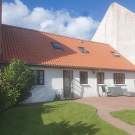 Charmerende byhus i Struer Midtby