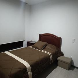 One room near to Carolina Park, hotel u gradu 'Quito'
