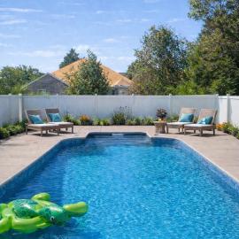 Private Heated Pool up to 12 ppl near Cherry Grove