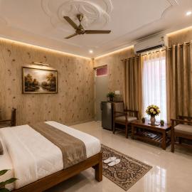 Omkara Villa Sonipat, hotel in Sonīpat