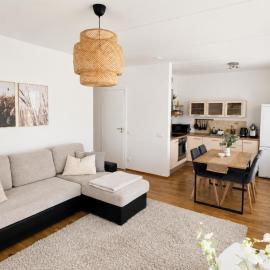 Karusselli beach apartment, Hotel in Pärnu