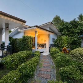 Sirimaa House - 5mn ZenBeach - Garden View - King Bed