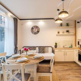 Aposto Apartement 4