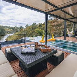 Villa Familiar luxury con piscina privada climatizada