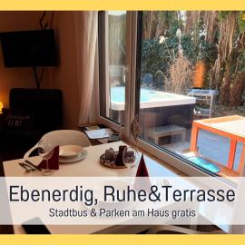 ROSMARIN - Kuschelige Fewo - Romantik & Entspannung im Whirlpool auf privater Terrasse, Ruhe & Hund willkommen - by FerienWohnenAmSee -，于伯林根的飯店