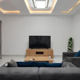 Modern, quiet apartment F2 close to all amenities
