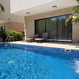Villa "Imperial 2" with pool - 3 bedroom near mall