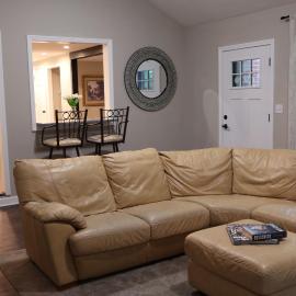 Bright & Cozy Woodland Home In Foxborough
