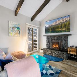 Moonstar Lodge