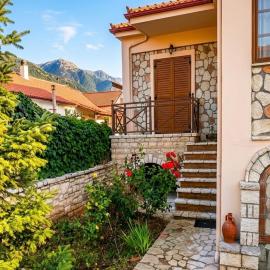 Dreamcatcher Maisonette No.2, hotel u gradu 'Kalavrita'