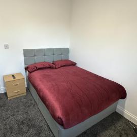 Plus Properties Leeds 2, hotel in Bradford