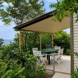 Sea View House