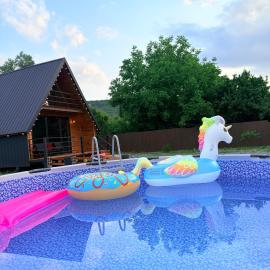 Cottage Orion
