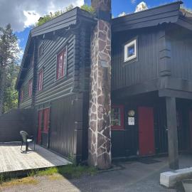 Vikinggrenda 12D walking distance to everything Ski in and out