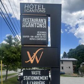 hote lw des cantons, hotell i Weedon-Centre