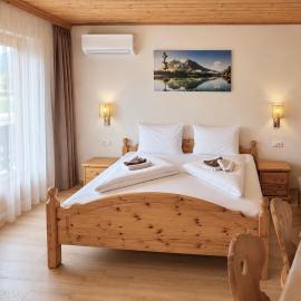 Haus Seerose, hotel u gradu 'Seeboden'