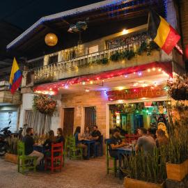 Casa Almarita Hostel Social Bar, hotel in Medellín