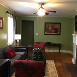 Cute 2 bedroom house in Augusta, hotel in Augusta