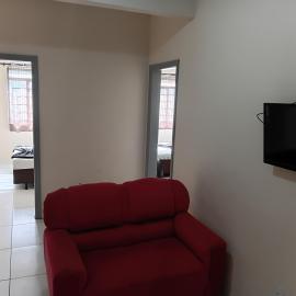 APARTAMENTO COM CONFORTO ao LADO DA BASÍLICA NACIONAL