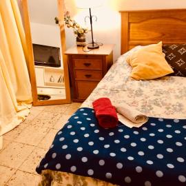 Roomies para viajeros ! Homestay ! Welcome to the city !, hotel in Córdoba