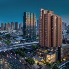 Renaissance Wuhan Hotel, hotel sa Wuhan