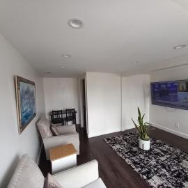 Comfort and Cozy stay Free parking on site