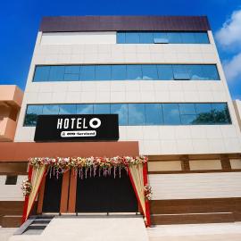 Super Collection O Patliputra Indoor Stadium Formerly Aarunya Residency، فندق في باتنا