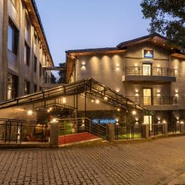 Lawrence Solitaire Resort, Nainital