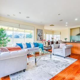 StayAU Spacious Home BBQ&Backyard Pet-friendly, hótel í Point Cook