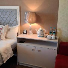 Crystal House Hotel, hotel in Buyant-Uhaa