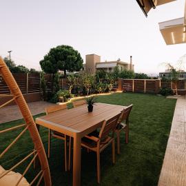Chalkida Escape Luxury Garden Retreat, hotel sa Chalkida