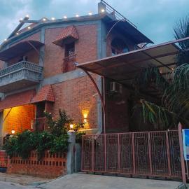 Driftwood Beach Resort, hotel a Cheyūr
