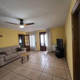 Apartamento Ioar, hotel di Los Arcos