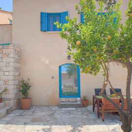 Art & Stone 1910 GuestHouse