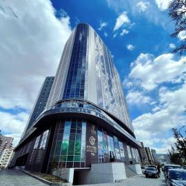 Stylish stay in Downtown UB
