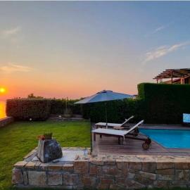 Five-Star Luxury Pool Villa, Elani