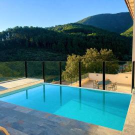 LURDE Apartamentos Rurales, hotel in El Cerezal