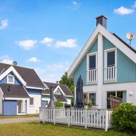 Strandhaus Lucia in Breege, hotel em Breege