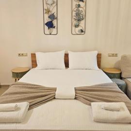 Nefeli Nikiana Rooms