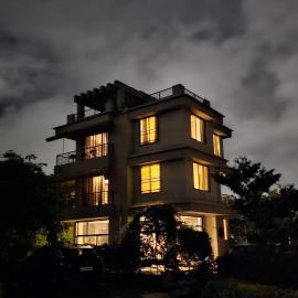 Elephant House Luxury Villa, Hotel in Malavli