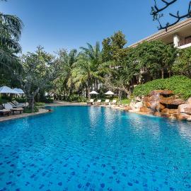 Ravindra Beach Resort & Spa, hotelli kohteessa Na Jomtien