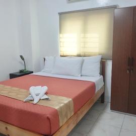 Good Shepherd Apartelle, hotel v destinaci Urdaneta
