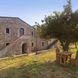 Fattoria San Pio、Nasoのホテル