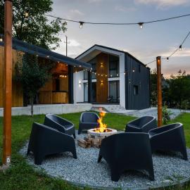 Cozy HillSide