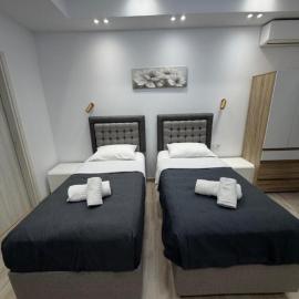 Aggelos Room 5