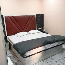 Hotel Moonland, хотел в Brahmapur