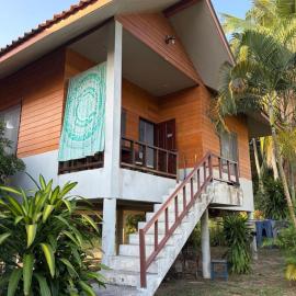 300m to Beach Quiet Forest Fast WiFi