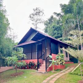 Wayanad Way Resort,位于Koroth的酒店